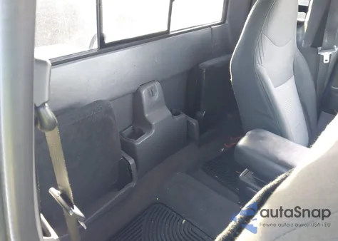 2003 Ford Ranger Edge/Xlt z USA, uszkodzony, nr VIN 1FTZR45E23PA07696